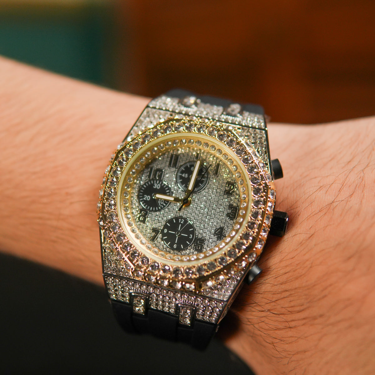 Royal Frost – Sport Two Tone Gold Edition