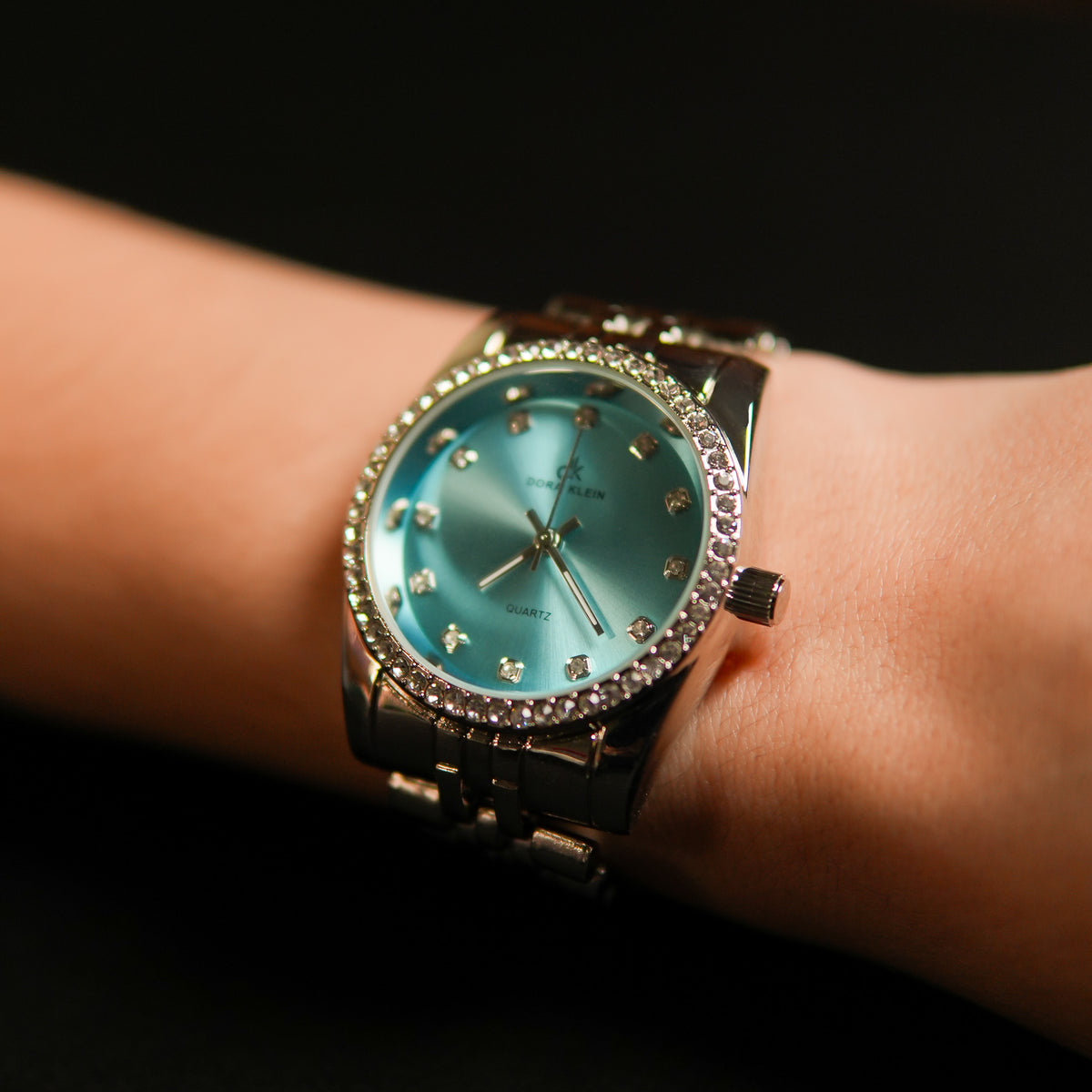 Aqua Empress – Ice Blue Edition