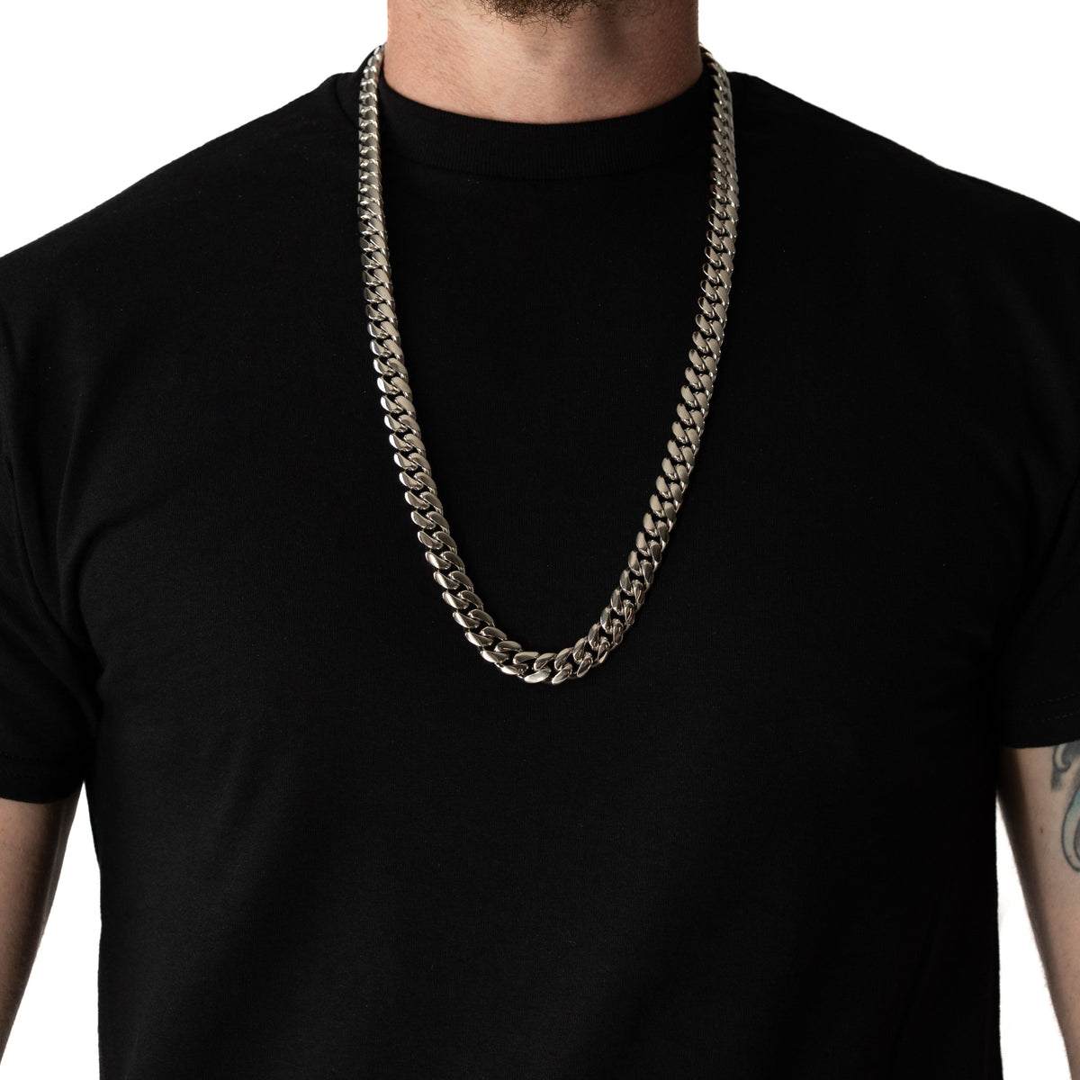 Cadena Cubana Miami 12mm Prosperidad Baño de Oro Blanco 14K · 30" · frente