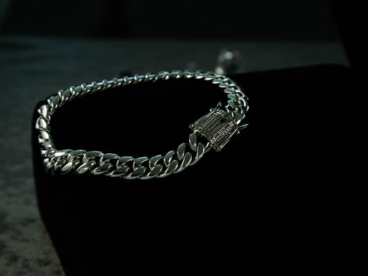 Miami Cuban Link 8mm Bracelet Diamond Lock Box White Gold